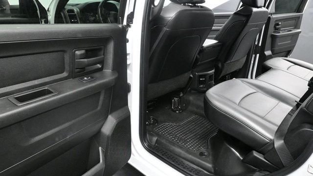 Used 2024 RAM 2500 Tradesman w/ Chrome Appearance Group AWD/4WD image 14