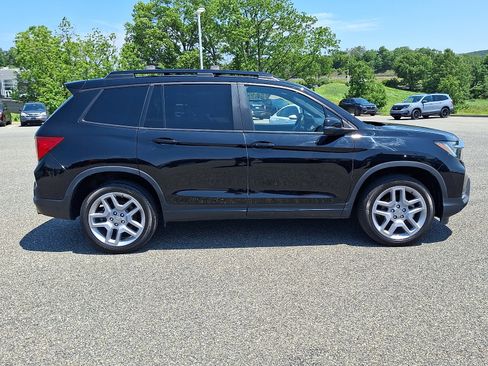 Used 2024 Honda Passport EX-L image 7