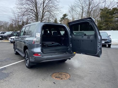 Used 2023 Lexus GX 460 Premium w/ Premium Plus Package image 31