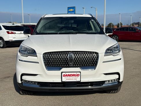 Used 2022 Lincoln Aviator Reserve w/ Equipment Group 201A image 3