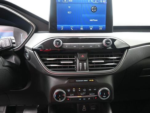 Used 2024 Ford Escape Active image 11