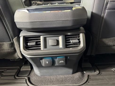 Used 2025 Ford F150 Lariat w/ Bed Utility Package image 13