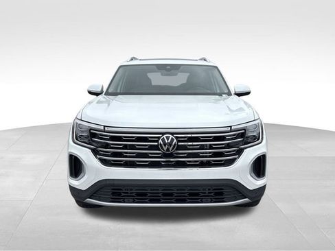 New 2026 Volkswagen Atlas SEL image 8