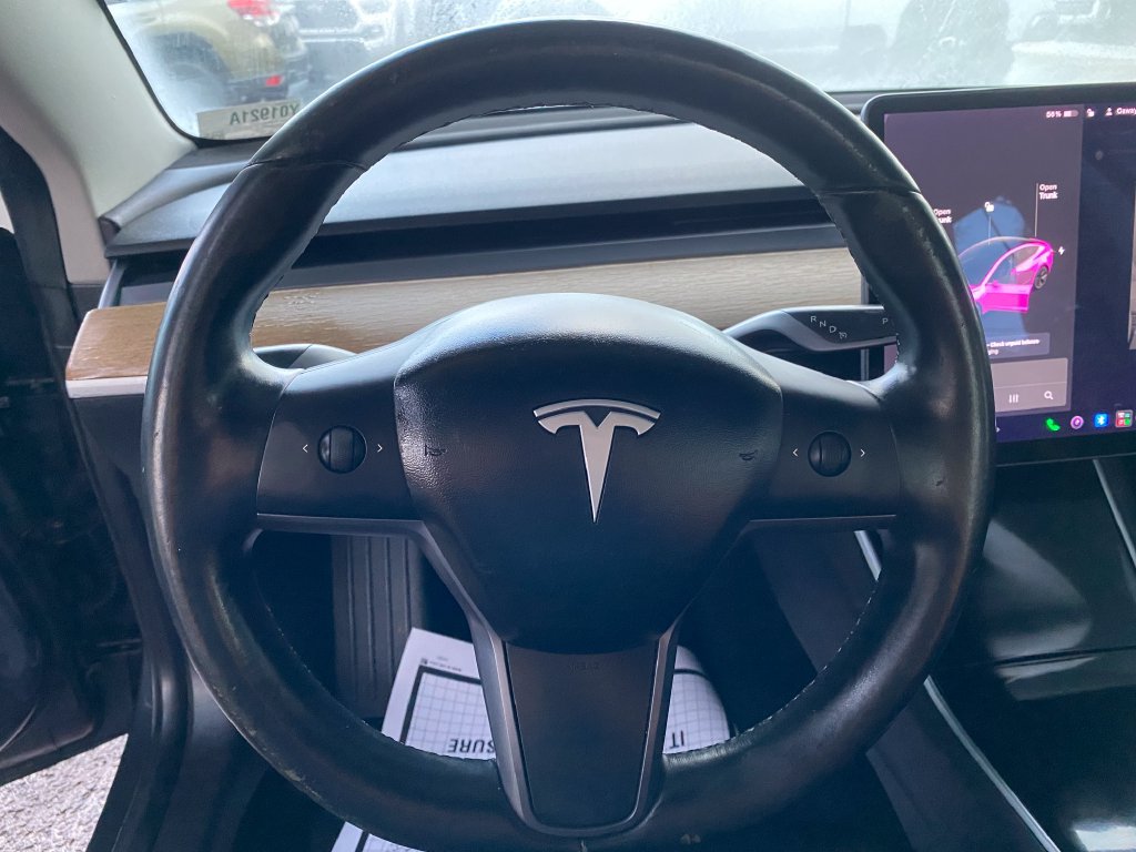 Used 2019 Tesla Model 3 Mid Range RWD image 32