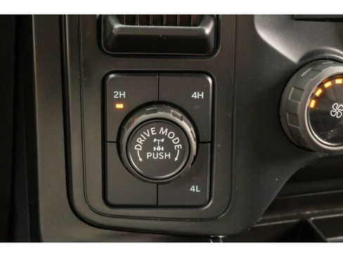 Used 2024 Ford F150 STX image 23