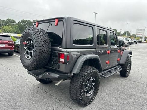 Used 2023 Jeep Wrangler Unlimited Rubicon w/ Cold Weather Group AWD/4WD image 3