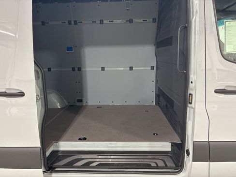 New 2026 Mercedes-Benz Sprinter 2500 image 5