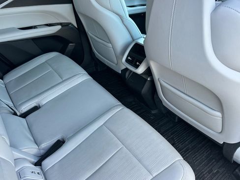 Certified 2024 Cadillac Lyriq Sport w/ LPO, Floor Liner Package AWD/4WD image 17