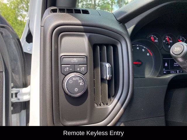 Used 2024 Chevrolet Silverado 2500 W/T w/ WT Convenience Package RWD image 9