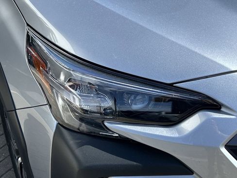 Used 2025 Subaru Outback Premium w/ Popular Package #1A image 8