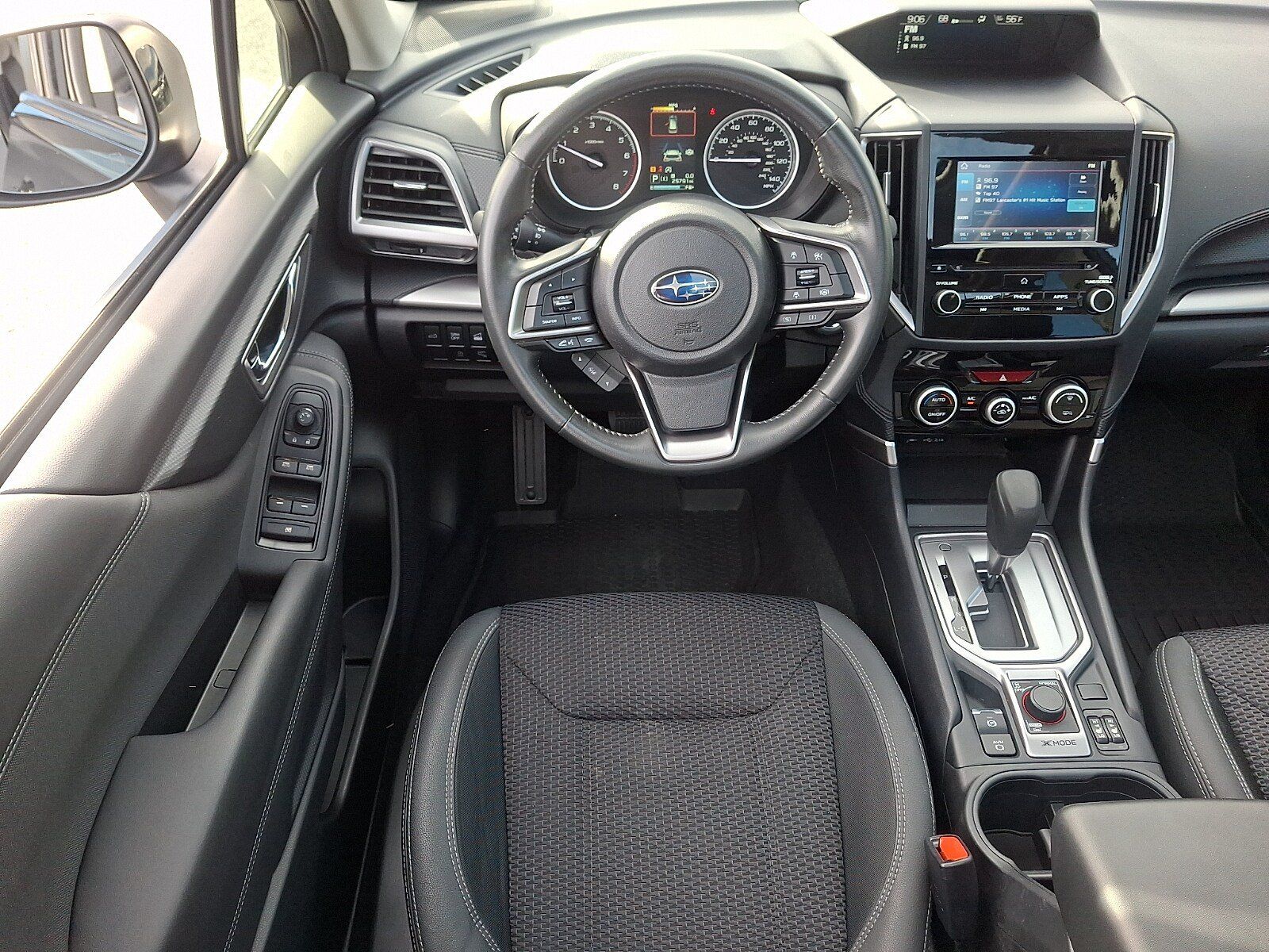 Used 2023 Subaru Forester Premium AWD/4WD image 11