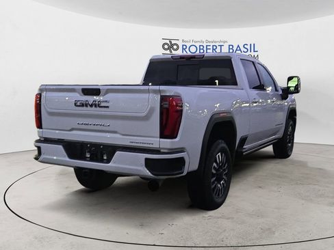 Used 2024 GMC Sierra 3500 Denali Ultimate image 5