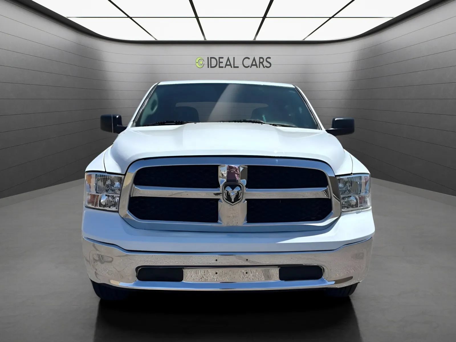 Used 2021 RAM 1500 Classic SLT RWD image 2