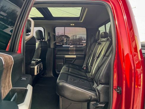 Used 2019 Ford F250 Lariat w/ Lariat Ultimate Package image 25