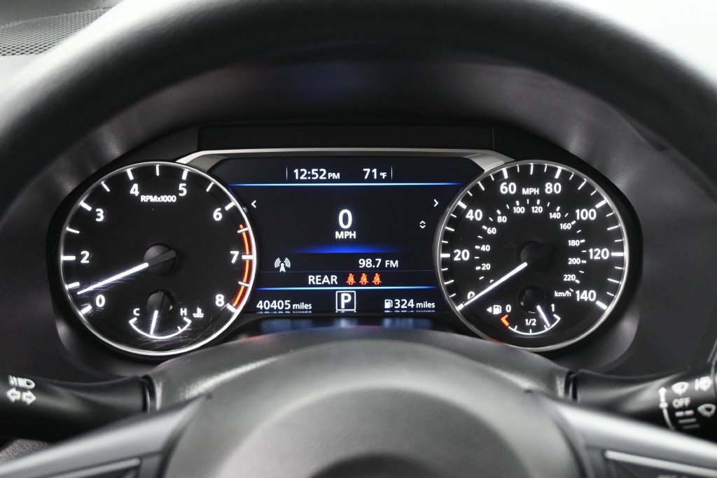 Used 2023 Nissan Altima 2.5 SV FWD image 8