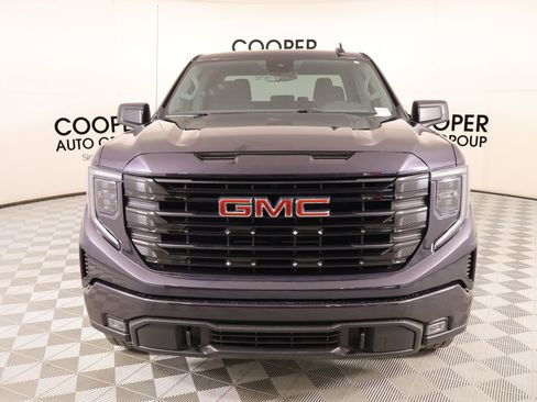 Used 2025 GMC Sierra 1500 Elevation image 10