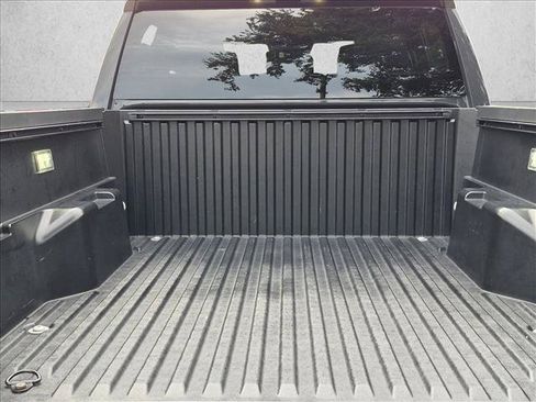 Used 2025 Toyota Tacoma SR5 RWD image 6