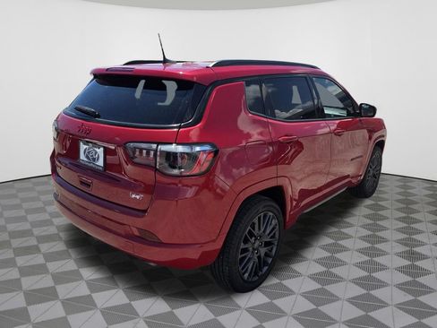 Used 2022 Jeep Compass Limited AWD/4WD image 9