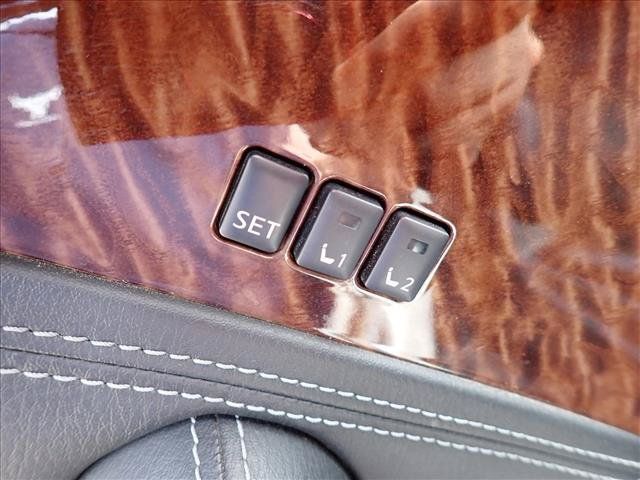 Used 2019 Nissan Armada SL w/ Premium Package AWD/4WD image 12
