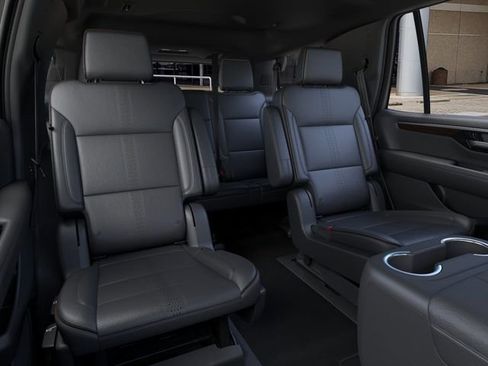New 2026 Chevrolet Tahoe High Country AWD/4WD image 17
