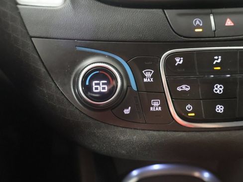 Used 2023 Chevrolet Malibu LT FWD image 40