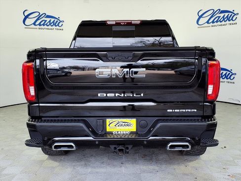Used 2025 GMC Sierra 1500 Denali Ultimate image 4