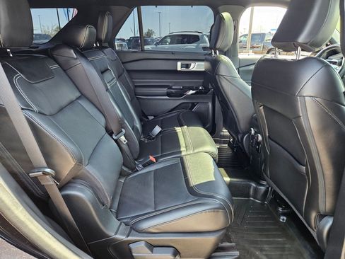 Used 2022 Ford Explorer ST w/ Equipment Group 401A AWD/4WD image 27