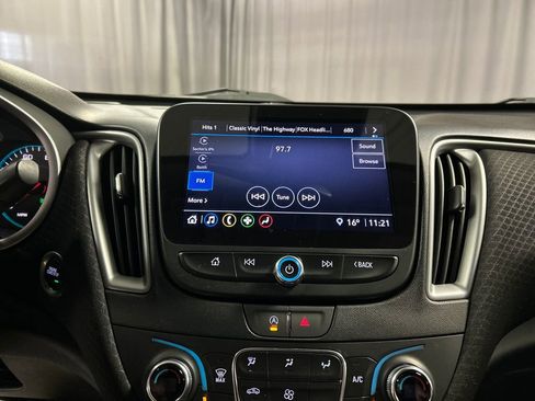 Used 2024 Chevrolet Malibu LT image 16