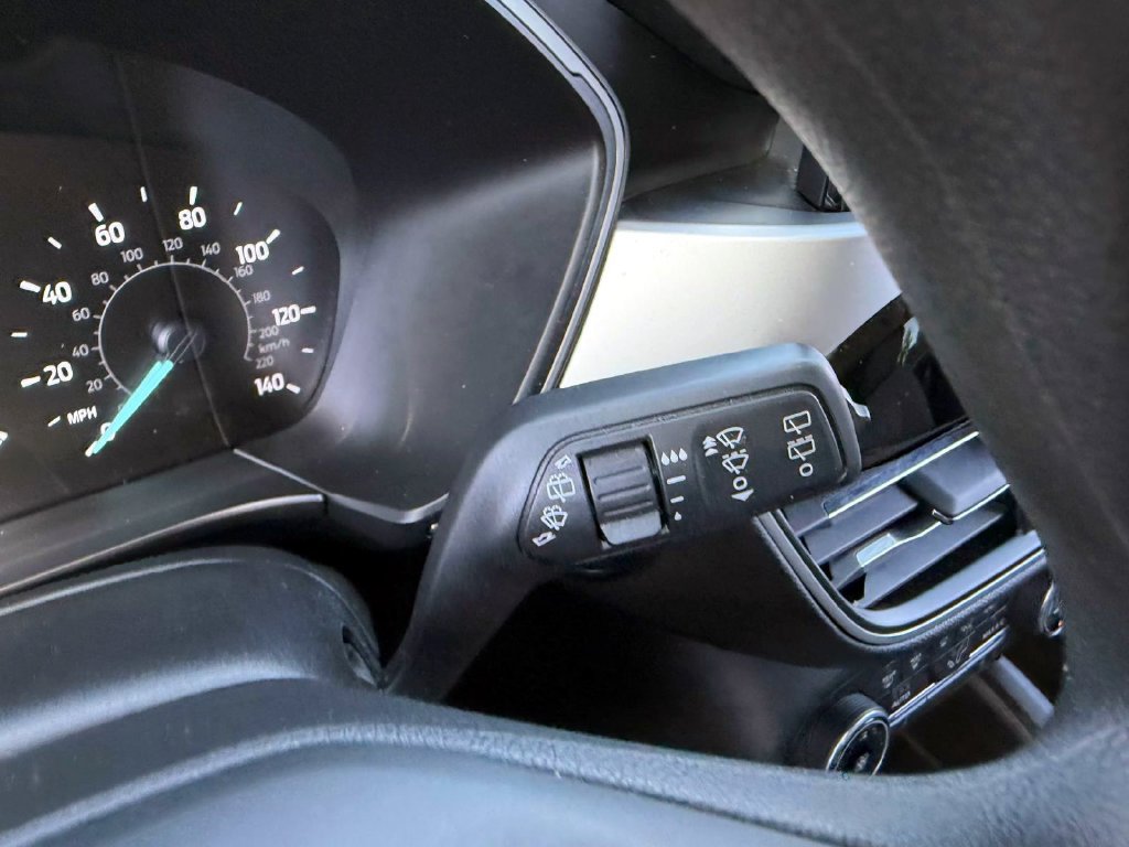 Used 2020 Ford Escape SE AWD/4WD image 28