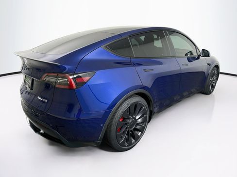 Used 2021 Tesla Model Y Performance AWD/4WD image 9