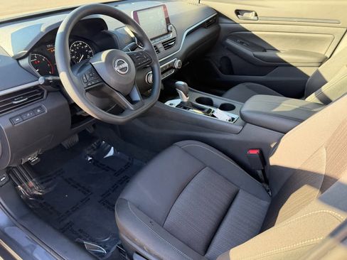 Certified 2025 Nissan Altima 2.5 S image 2