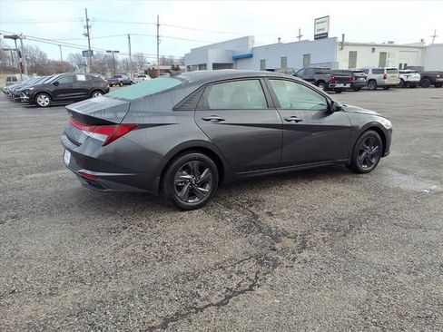 Used 2022 Hyundai Elantra SEL w/ Convenience Package image 15