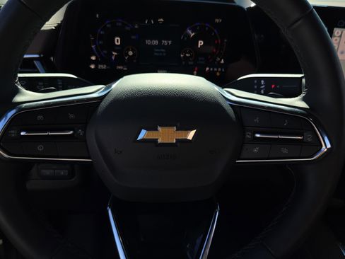 Used 2025 Chevrolet Tahoe High Country image 29