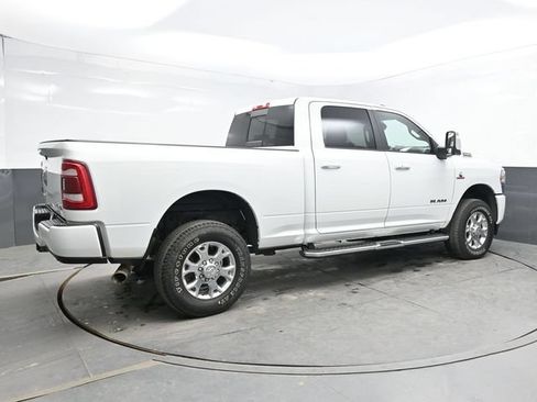 Used 2024 RAM 2500 Laramie AWD/4WD image 7