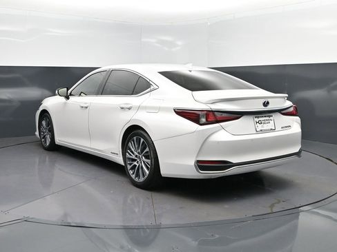 Used 2021 Lexus ES 300h w/ Premium Package FWD image 5