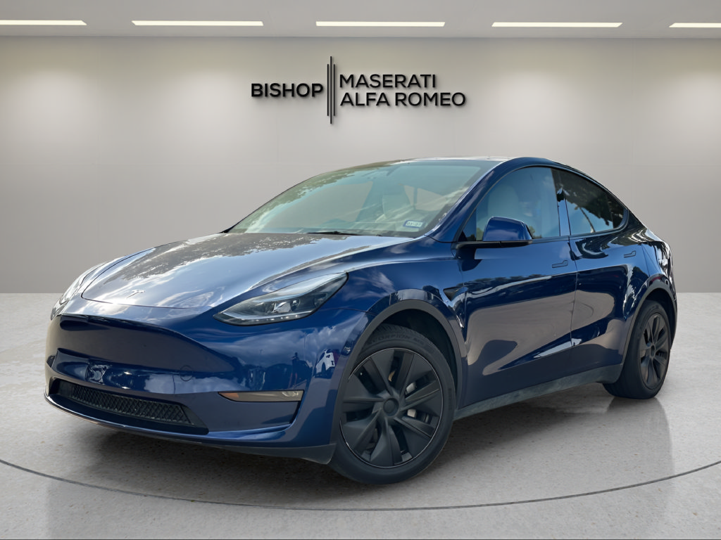 Used 2025 Tesla Model Y Long Range AWD/4WD image 2
