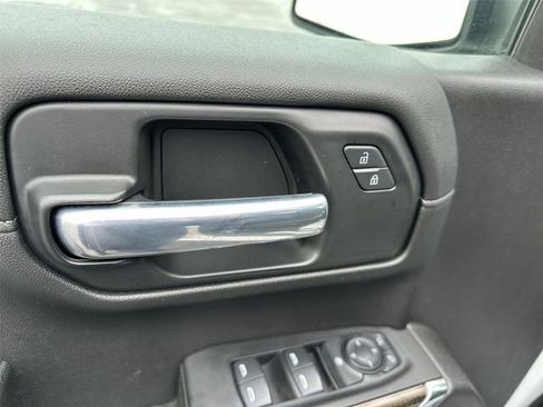 Used 2021 Chevrolet Silverado 1500 LT Trail Boss image 23