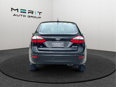 Used 2018 Ford Fiesta SE FWD image 8