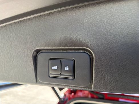 Used 2023 Nissan Rogue SV w/ SV Premium B Package FWD image 35