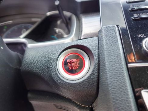 Used 2020 Honda Civic EX-L image 19