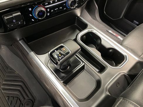 Certified 2022 Chevrolet Silverado 1500 LTZ w/ LTZ Premium Package image 36