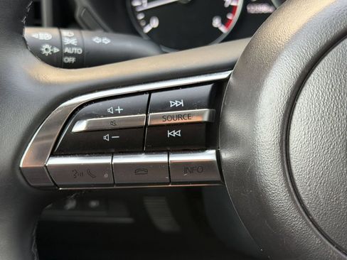 Used 2026 MAZDA CX-50 AWD 2.5 S w/ Premium Package image 17