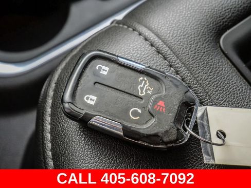 Used 2022 Chevrolet Silverado 1500 RST AWD/4WD image 38