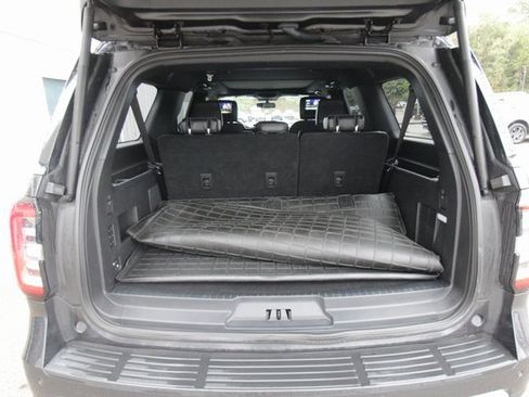 Used 2023 Ford Expedition Max Platinum image 14
