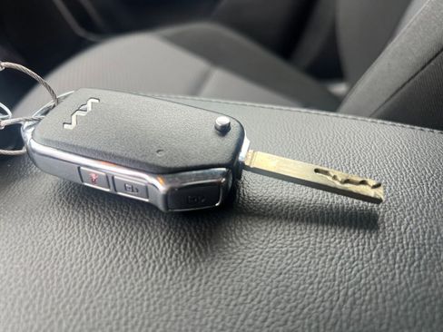 Used 2025 Kia Soul LX w/ LX Technology Package image 18