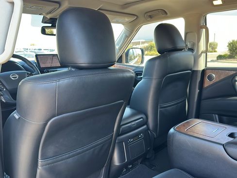 Used 2023 Nissan Armada SL w/ Captain's Chairs Package image 17