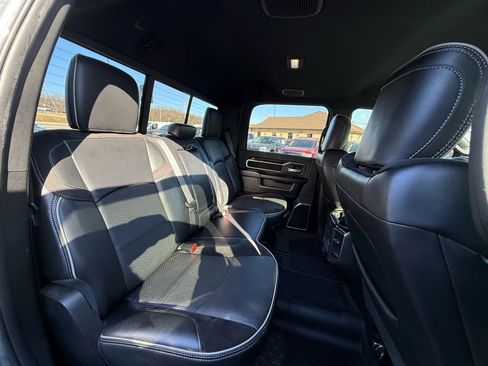 Used 2020 RAM 2500 Laramie w/ Night Edition AWD/4WD image 28