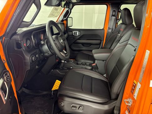 New 2026 Jeep Gladiator Rubicon AWD/4WD image 28
