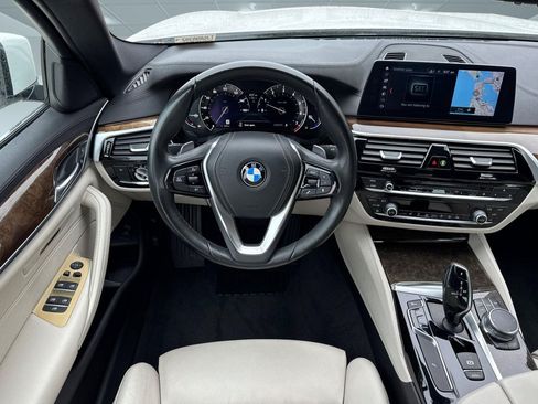 Used 2018 BMW 530i RWD image 31