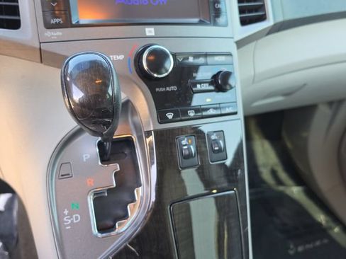 Used 2014 Toyota Venza XLE w/ XLE Premium Package FWD image 27